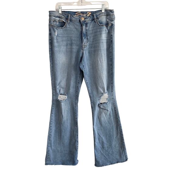 Seven7 Medium Wash Distressed Slim Flared Leg Denim Jeans Woman's 14 - Picture 1 of 4